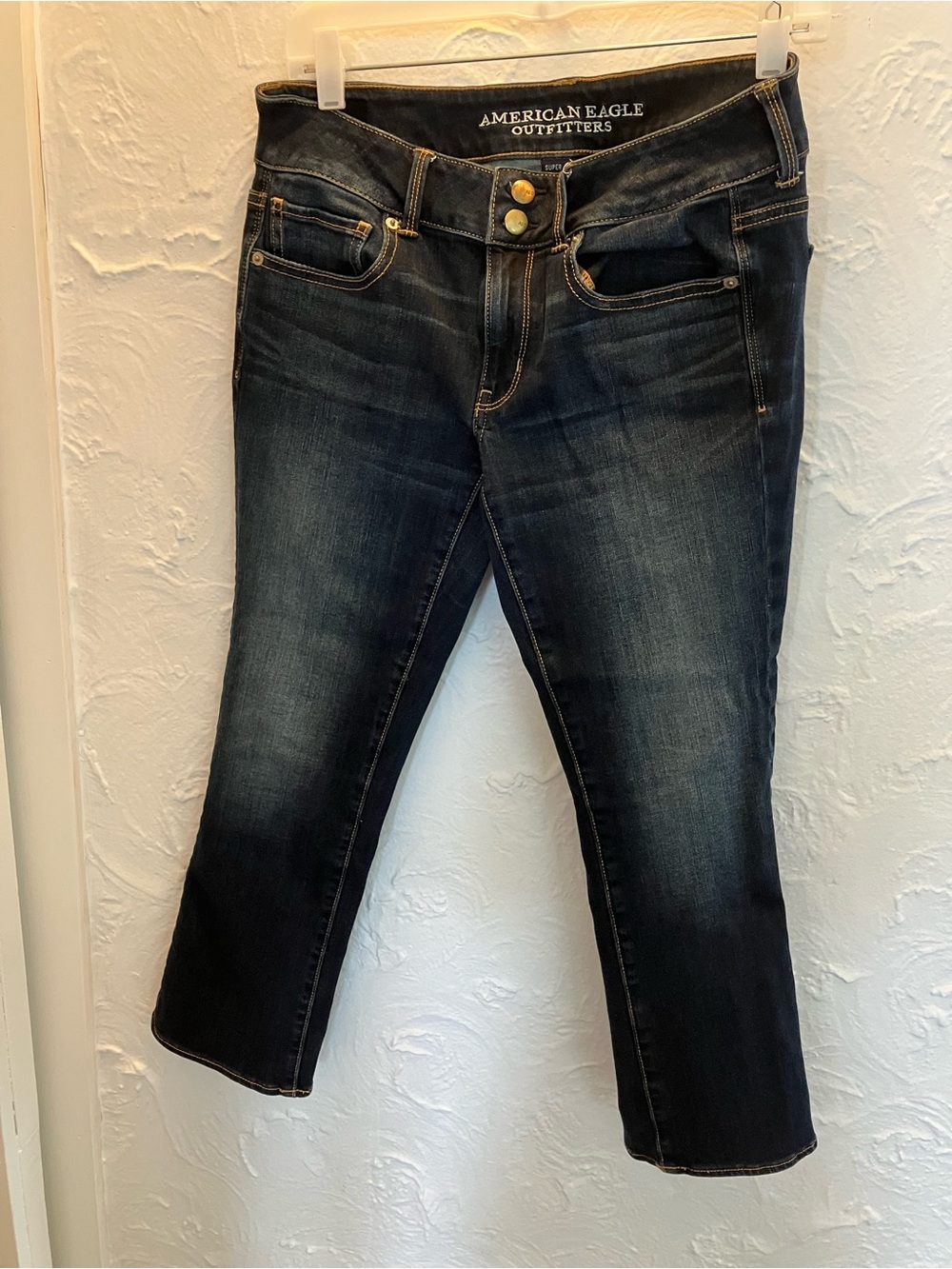 American Eagle Outfitters Dark Blue Cropped Jeans